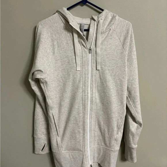 Athleta Triumph Long Hoodie Size XS Sweater Jacket Athleisure Outdoors Comfy - Picture 3 of 8